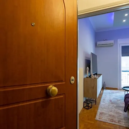 Noir Luxury 1 Bedroom Atelier Афины