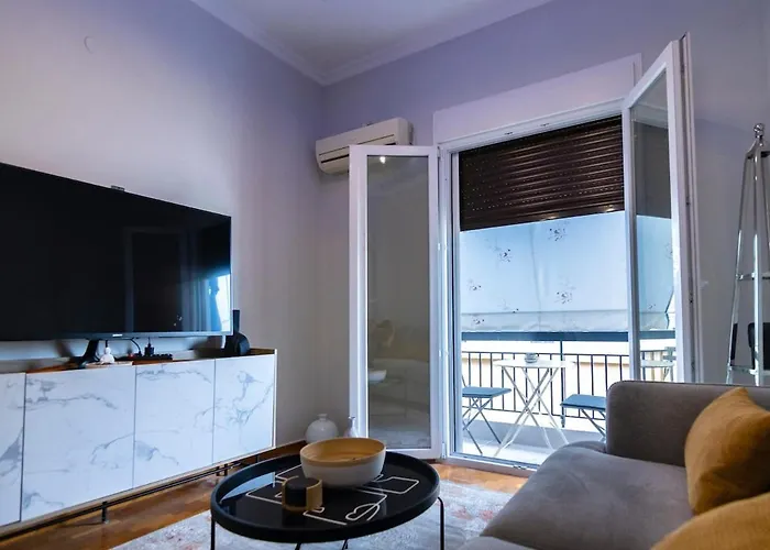 Noir Luxury 1 Bedroom Atelier Atenas